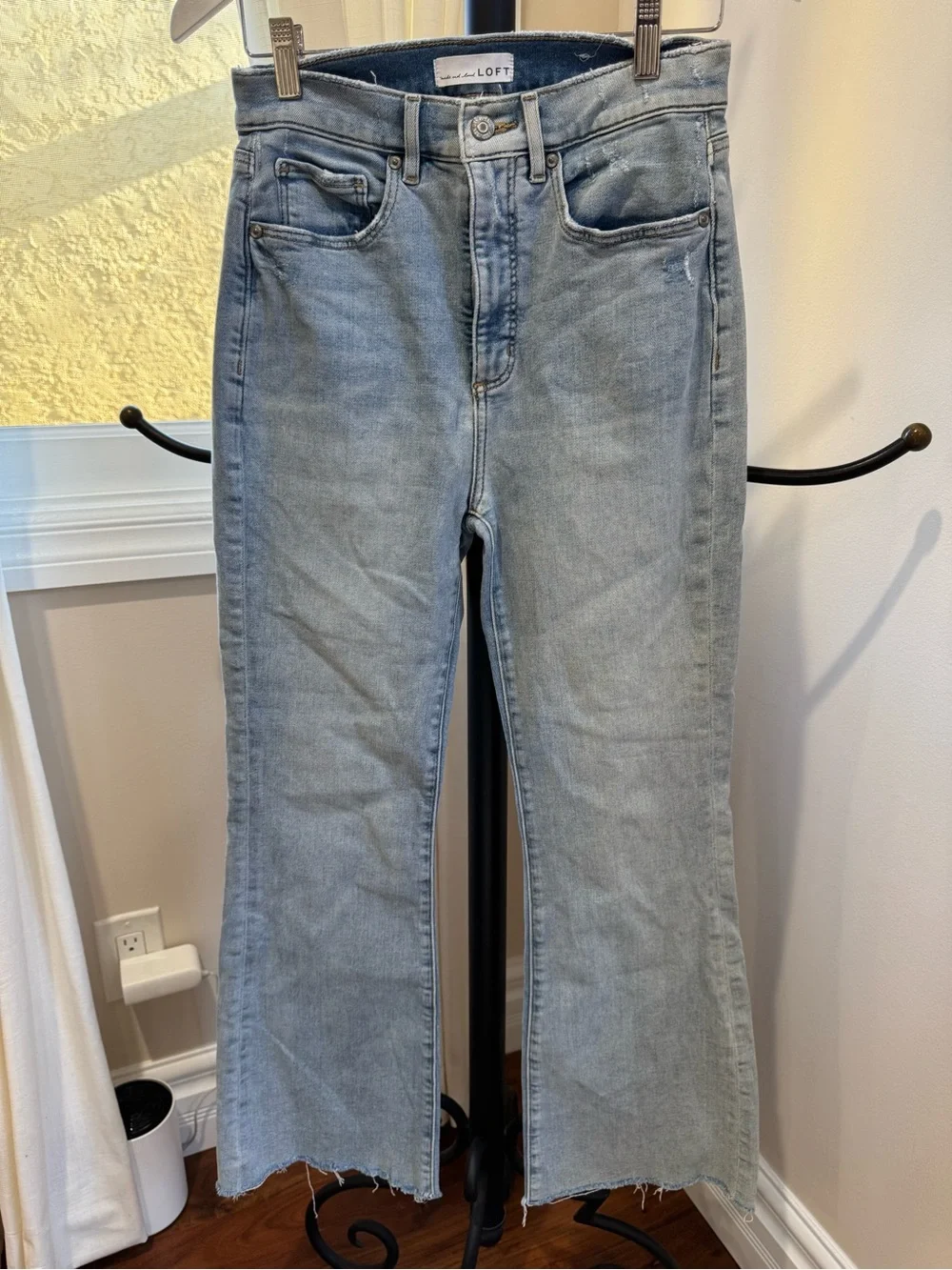 LOFT Light Wash High-Rise Wide  Jeans Light Blue Size 2/26 The Slim Flare
